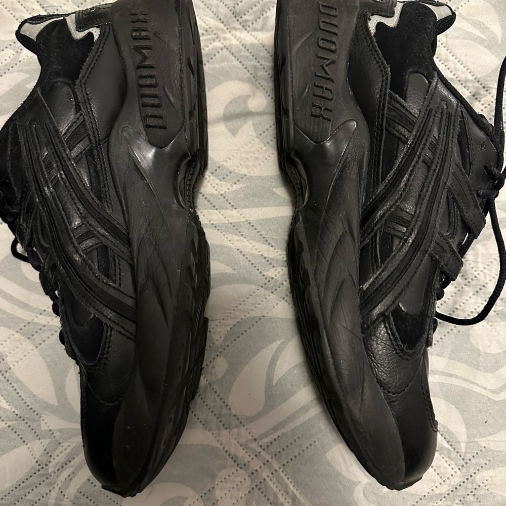 Men's Black Athletic Leather Sneakers - Picture 8 of 10